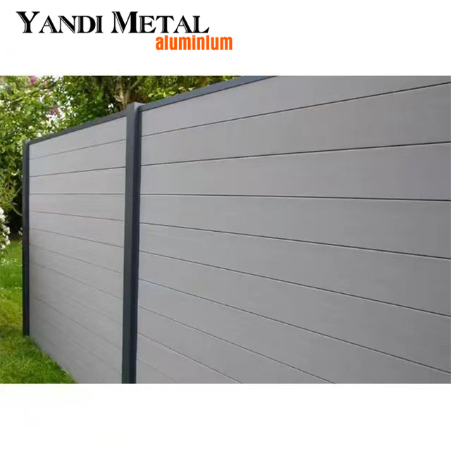Cerca de alumínio decorada para jardim privado