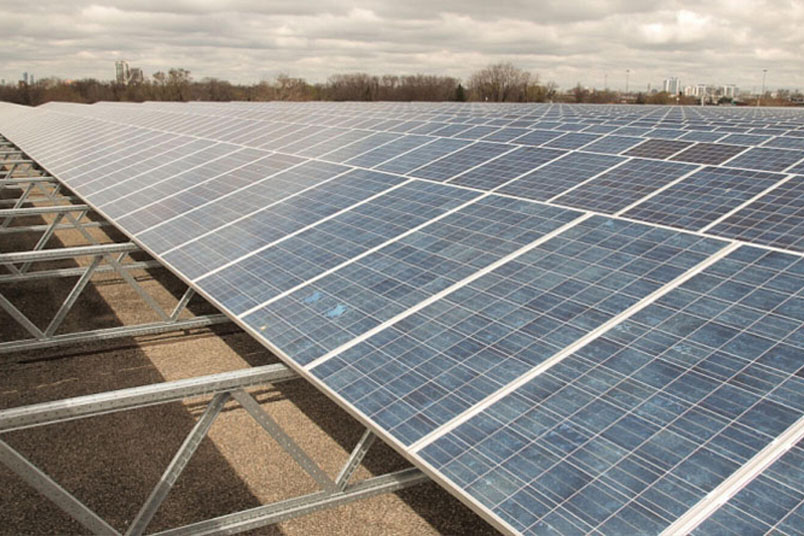 Alumínio extrudado em infraestrutura de energia verde: fazendas solares e muito mais