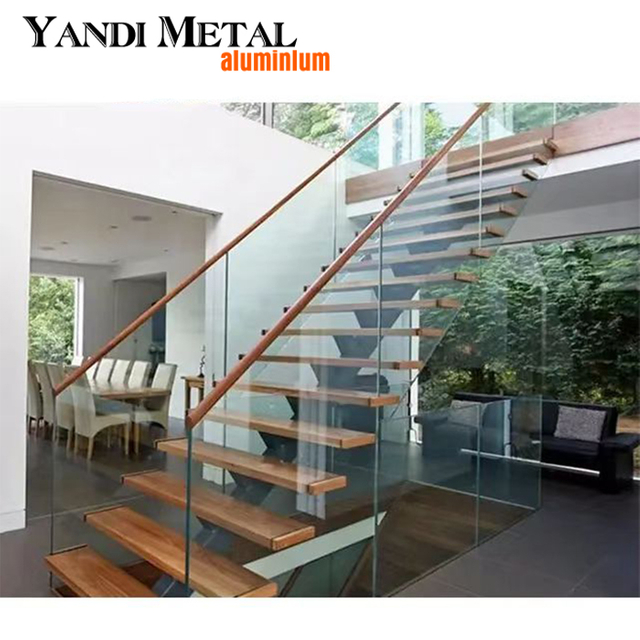 Design moderno Escadas de varanda ao ar livre Trilhos de corrimão de cerca de alumínio Trilhos de vidro de alumínio de metal