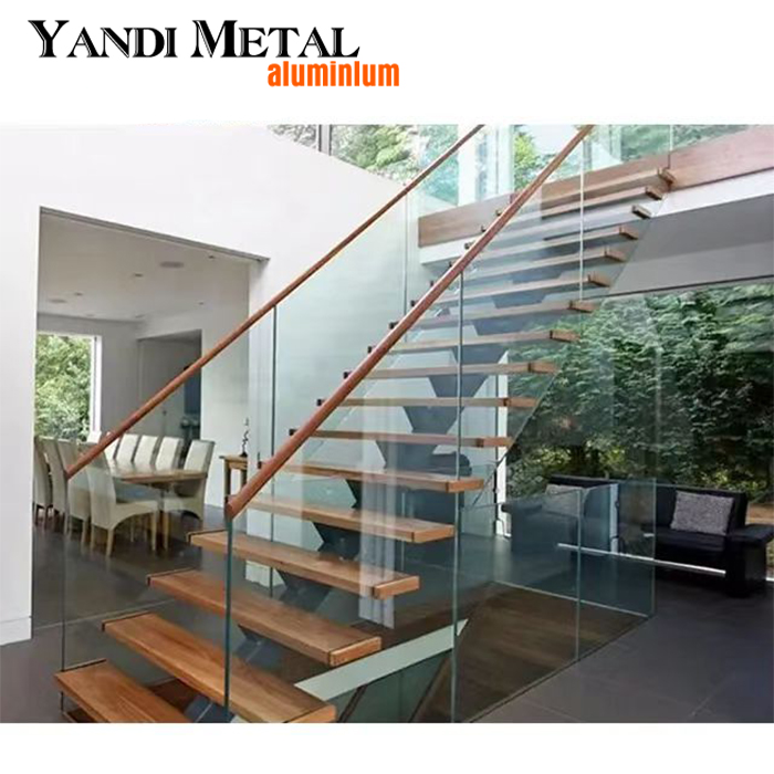 Design moderno Escadas de varanda ao ar livre Trilhos de corrimão de cerca de alumínio Trilhos de vidro de alumínio de metal