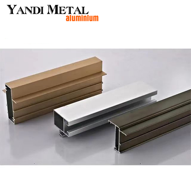 Perfis de alumínio extrudado personalizados Perfis de alumínio extrudado personalizados estão disponíveis