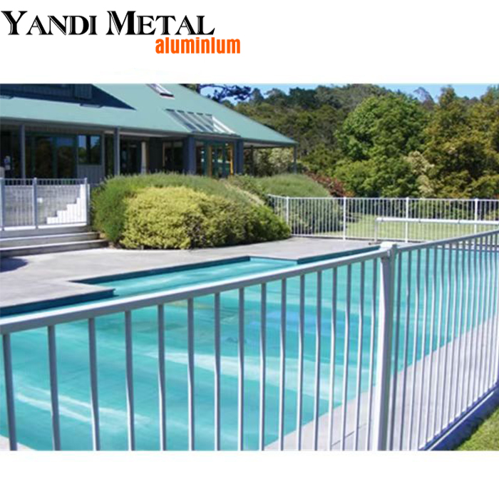 Os painéis de cerca de metal de alumínio com revestimento em pó Yandi são de boa qualidade e fáceis de montar para decorações externas