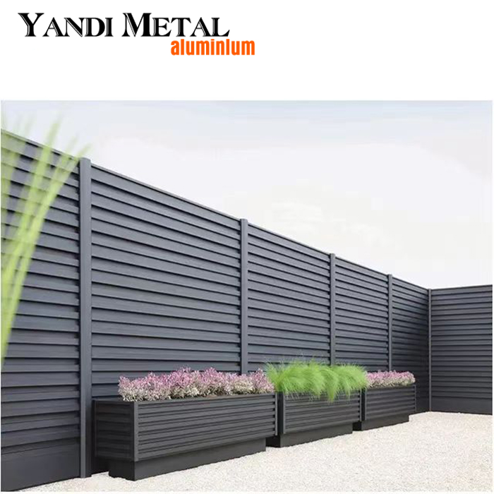 Cerca de alumínio para jardim ao ar livre Painel de cerca tubular de privacidade de metal Painel de cerca de ripas horizontal de alumínio para exterior