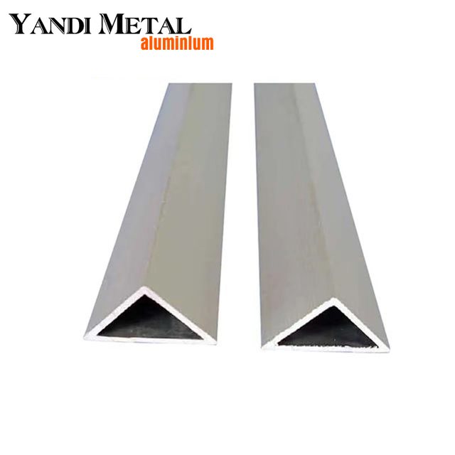 Perfis extrudados de alumínio Perfil De Aluminio T3-T8 com revestimento em pó comum por atacado para materiais de construção